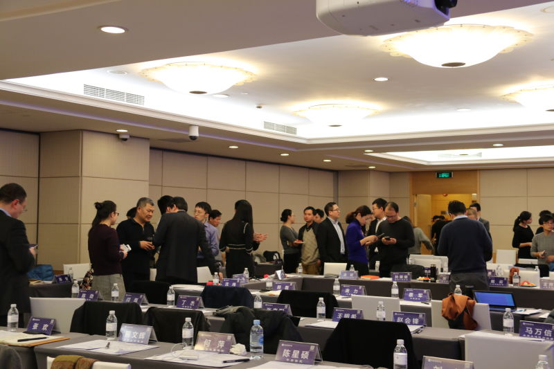 茶歇環(huán)節(jié)嘉賓交流