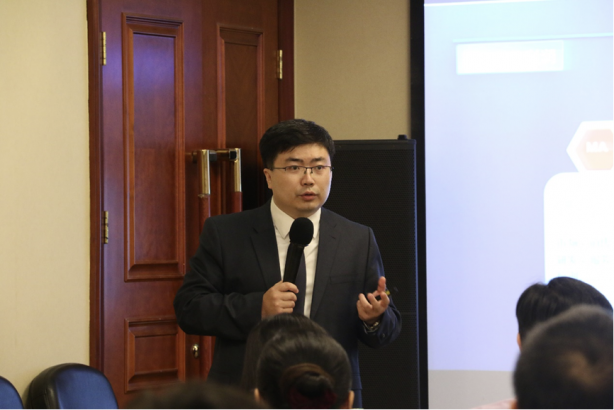 孫延（歡樂口腔醫(yī)療集團(tuán)總裁）主題發(fā)言